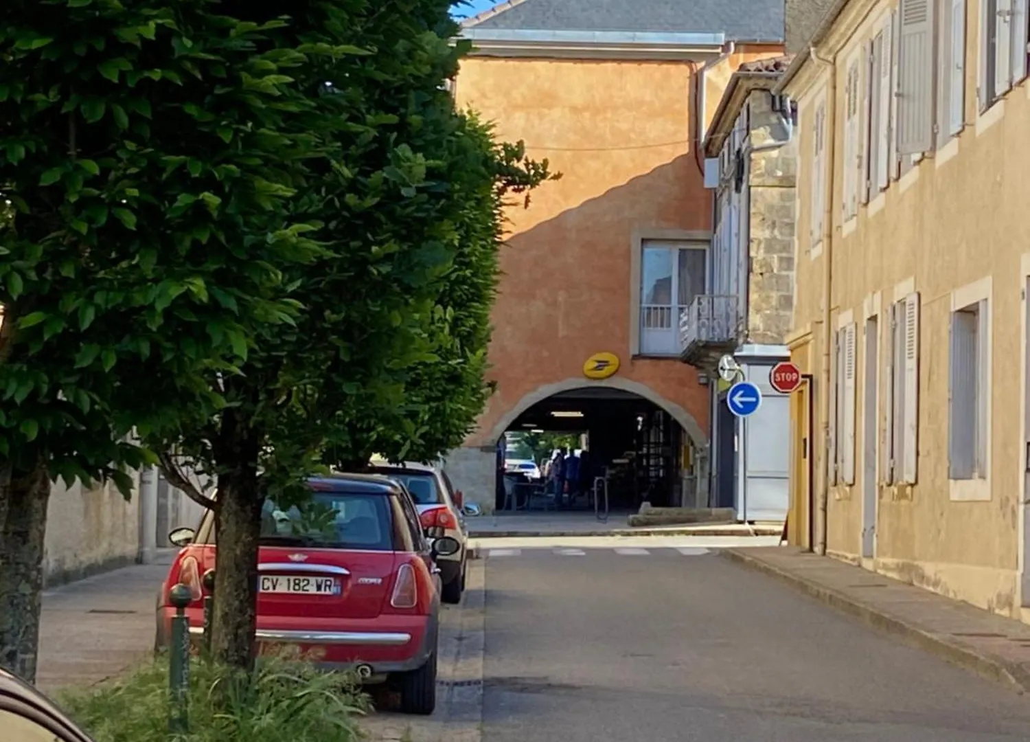 Apartment Appartement 3 Pieces Rdc Plein Centre Ville Marciac